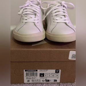 Veja Esplar Leather Extra White